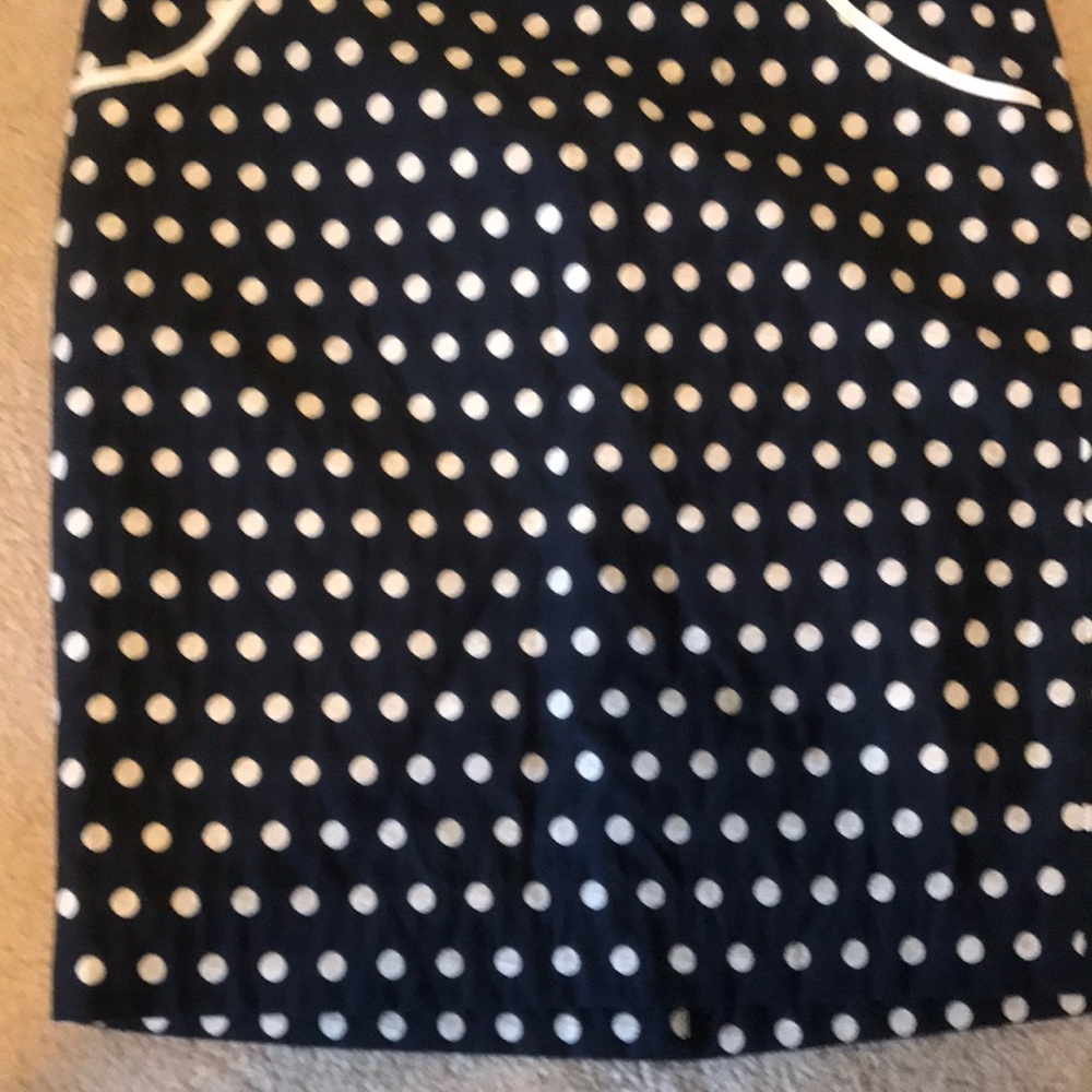 Size 2 The limited navy blue and white